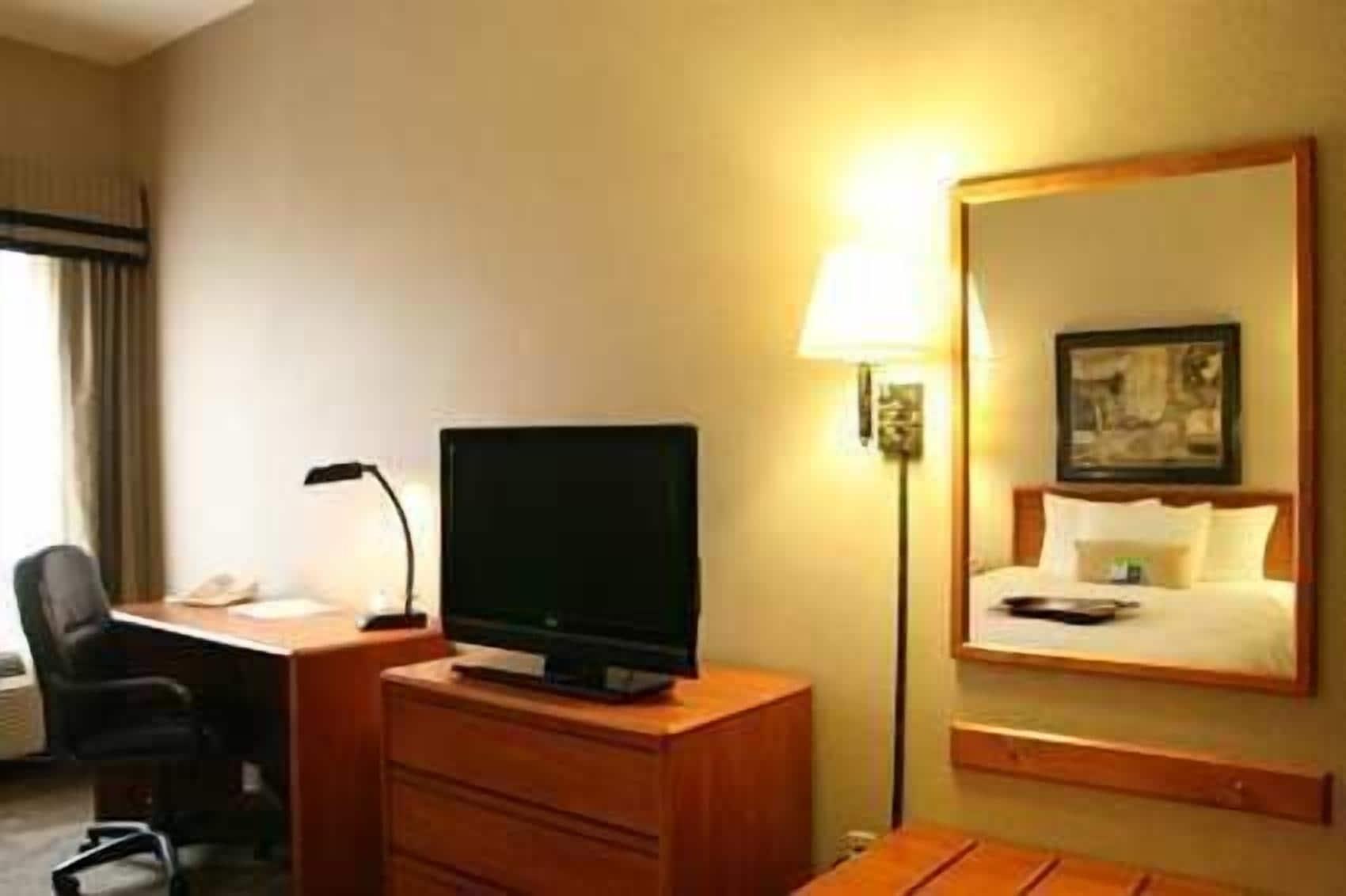 Hampton Inn Columbus/Taylorsville Edinburgh Esterno foto